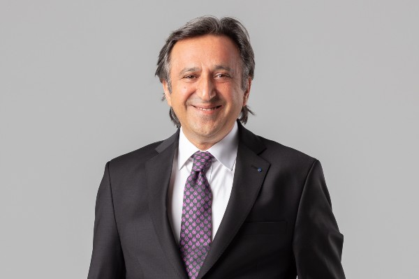 Arabulucu Namık ÖZTÜRK